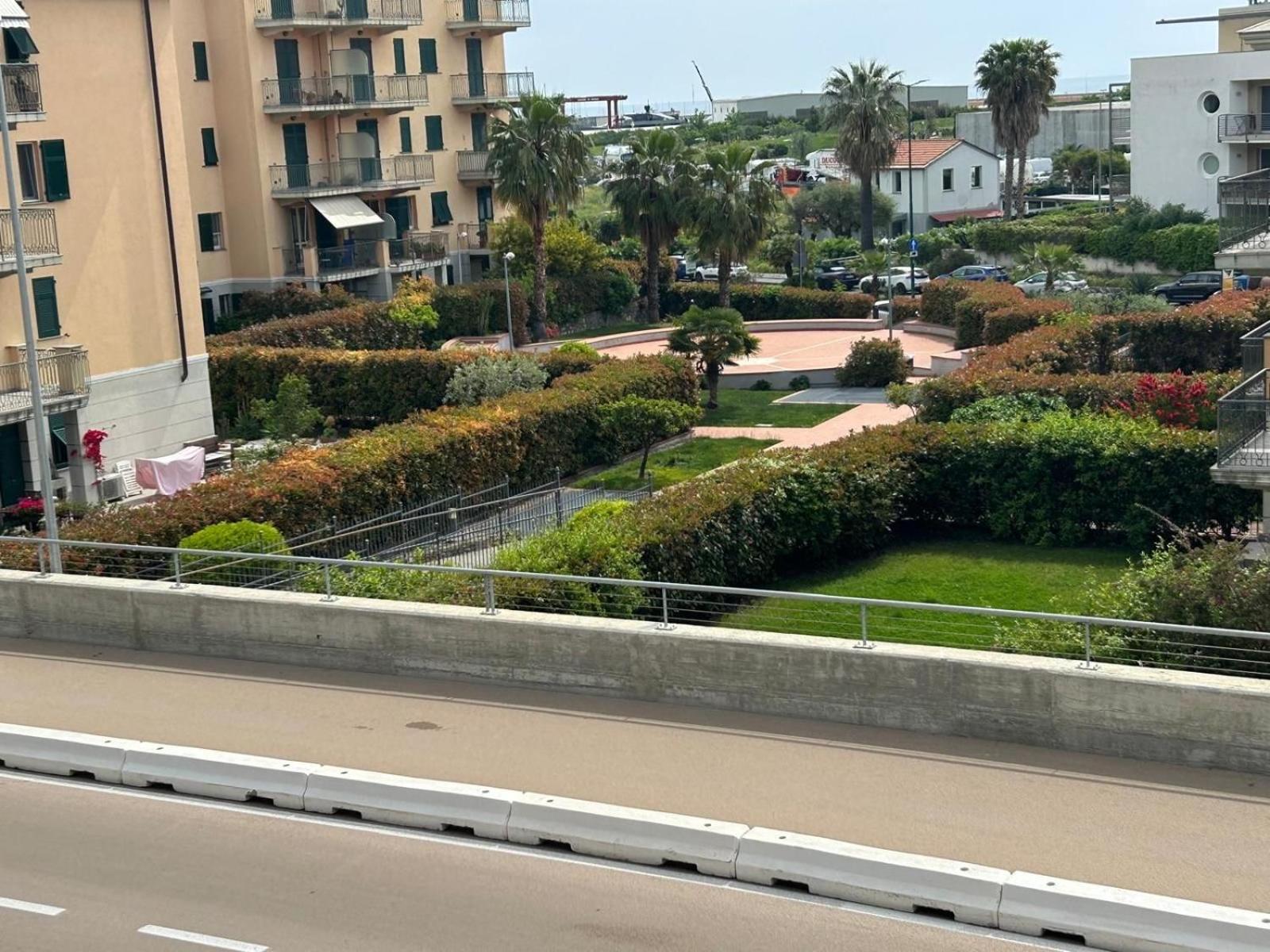 Appartamento Incantevole A 100Metri Dal Mare E Accanto Alla Pista Ciclabile Imperia Dış mekan fotoğraf